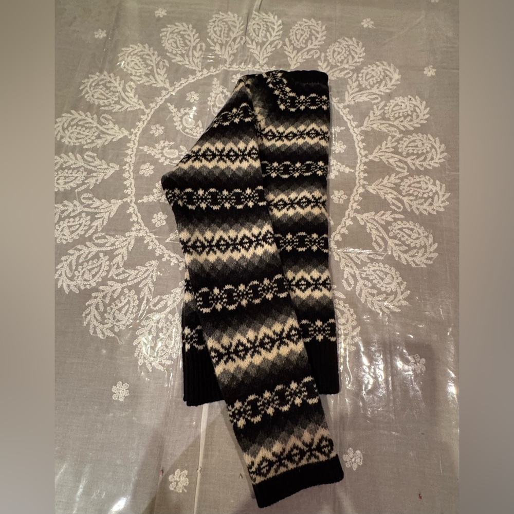 ❤️ PRADA Black, White and Shaded Grey Women’s Sweater. Size: 40 - Picture 10 of 16